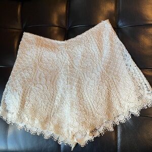 Alexis lace shorts